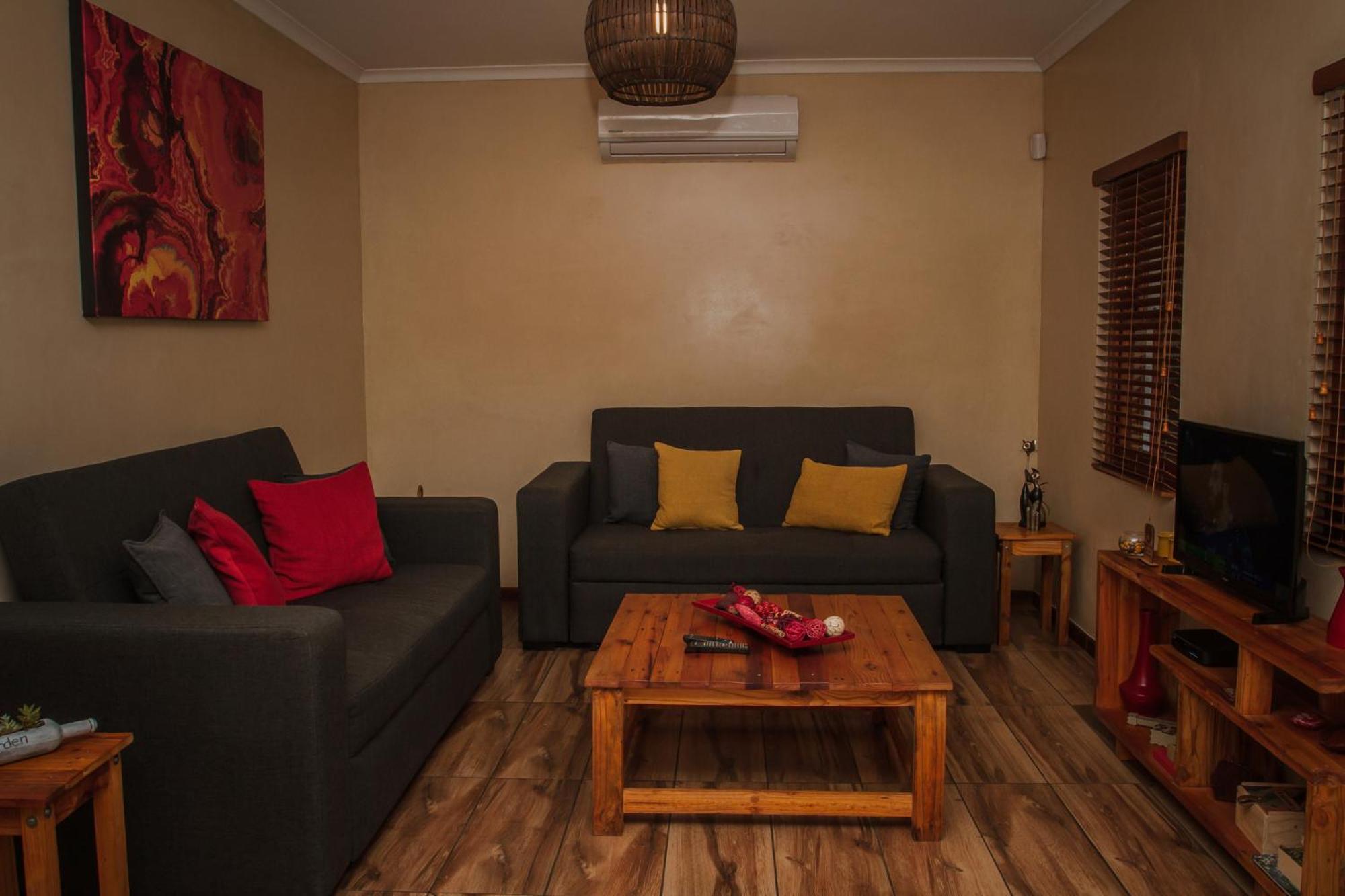 Dolittle Cottages Swellendam Room photo